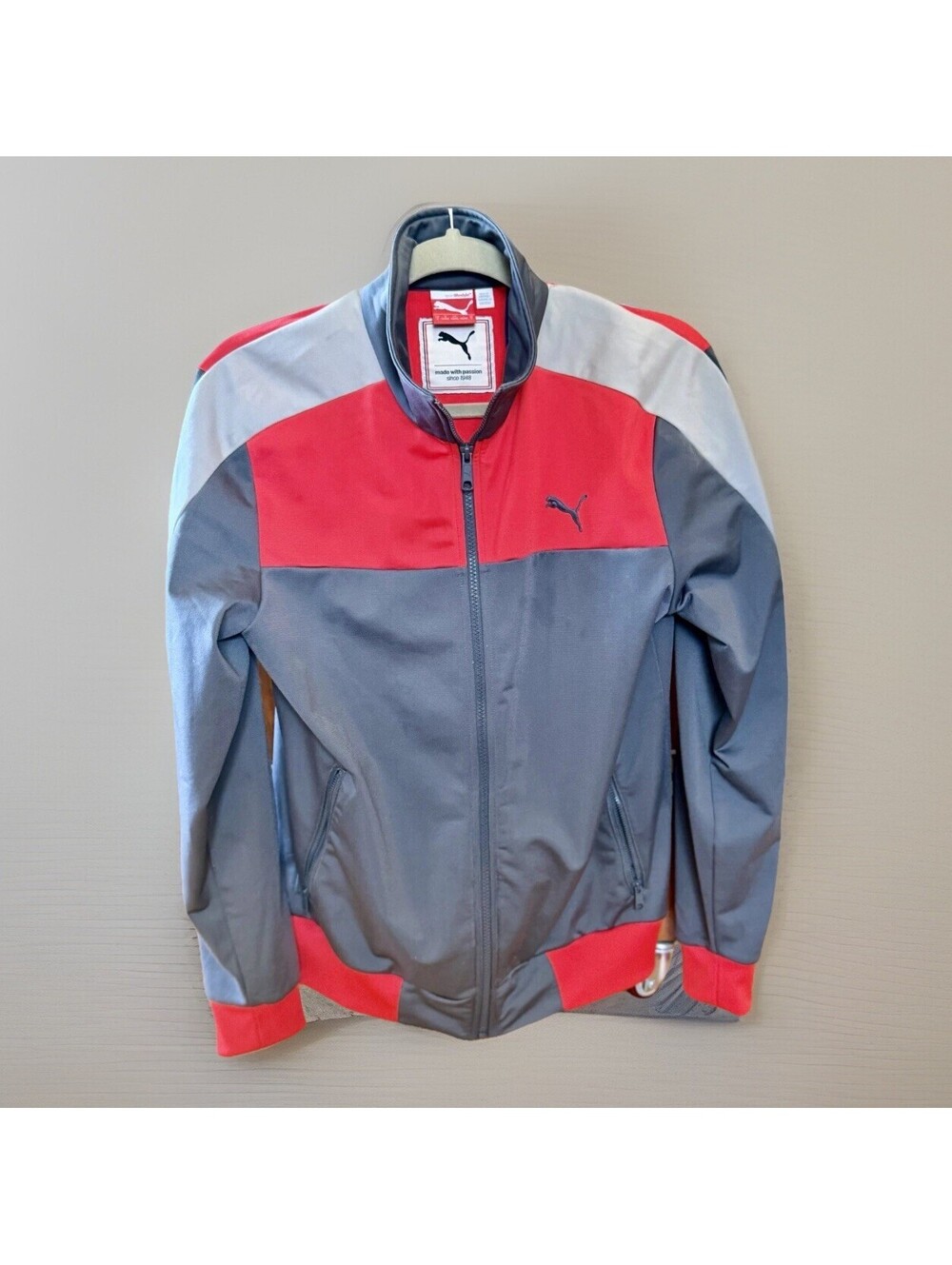 PUMA Gray & Red Colorblock Full-Zip Windbreaker Track Jacket, Mens S, EXCELLENT